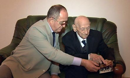 Pjetër Shkoza tregon torturat e burgut: Na vini tela elektrikë në veshë