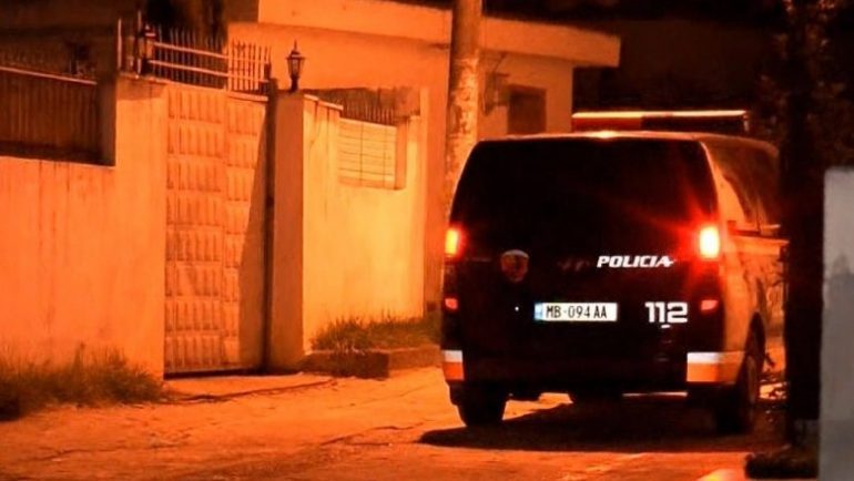 QËLLOI VETEN ME ÇIFTE/ Flasin familjarët e të plagosurit në Mat: E gjetëm të mbuluar në gjak