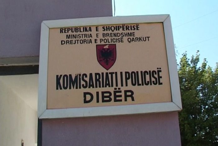 “SHEH DIÇKA, THUAJ DIÇKA”/ Ngjarje e rëndë në DIBËR. Shoferi i furgonit dhunon nxënësin