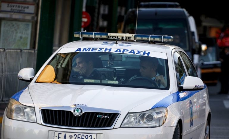 PËRLESHEN GREKËT E SHQIPTARËT PAS MESNATE/ 6 të plagosur. Policia jep detajet e para