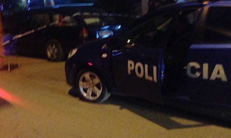 E FUNDIT/ Aksion tek “Ura e Dajlanit”, pranga trafikantëve me 2 kg kokainë