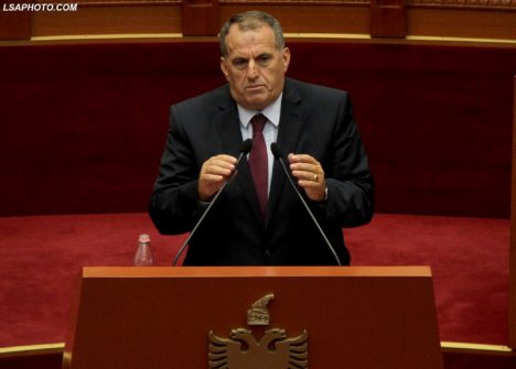 EKSKLUZIVE/ Qefalia: Politika të bëhet bashkë për hapjen e negociatave. Opozita në rrugën e gabuar, propozimi i saj…