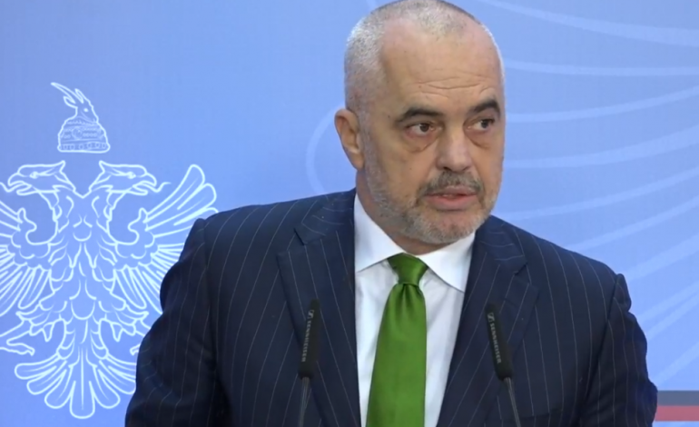 MBYLLJA E BASTEVE/ Shqiptarët gati të sakrifikojnë GJITHÇKA: Zoti Rama na lër pa buk vetëm llotot… (FOTO)