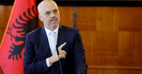 “XHISIELA”/ Rama: Nëse Balla ka qenë në komisariat me armë, Basha ka qenë në pushtet me…