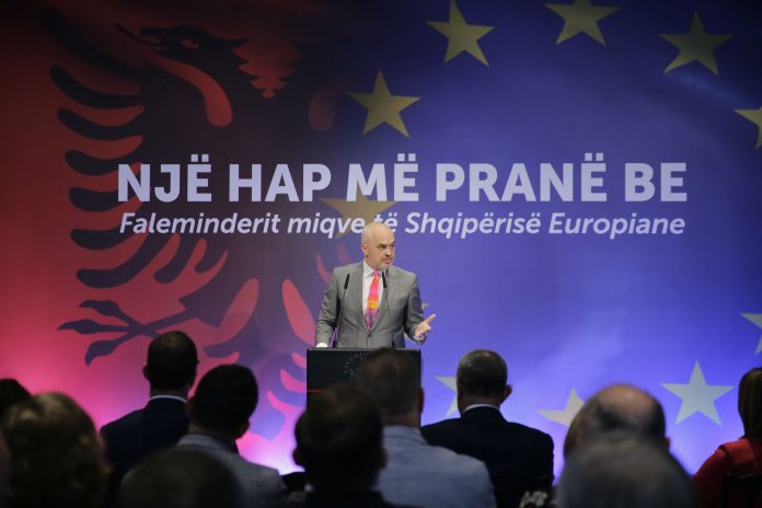 Deutsche Welle: Shqipëria më pranë BE. Rezultatet konkrete dhe marrëveshjet…