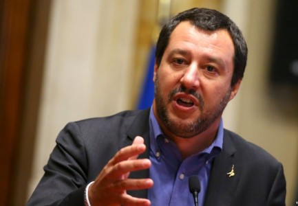 VRASJA E SHQIPTARIT NË ITALI/ Salvini: Karabinierët që qëlluan për vdekje kriminelin meritojnë medalje