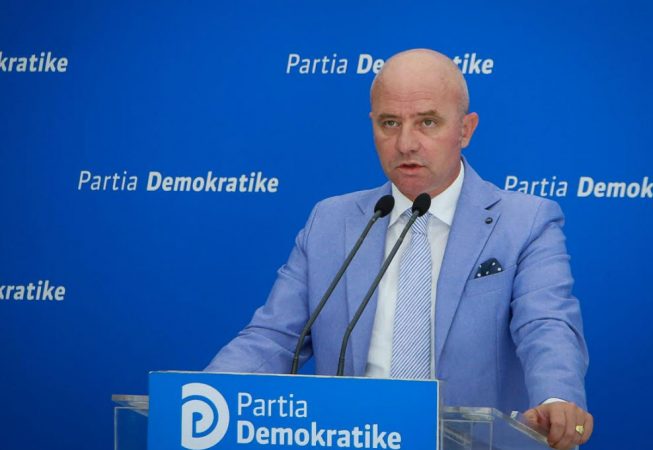 “XHAFAJ PO FSHEH SKANDALIN”/ PD: 534 drejtuesit e lartë të Policisë, të lidhur me Sigurimin e Shtetit