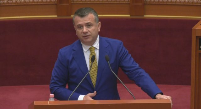 LOJËRAT E FATIT/ Balla në kuvend: Të gjitha pikat e basteve do ti shkulim nga çdo lagje
