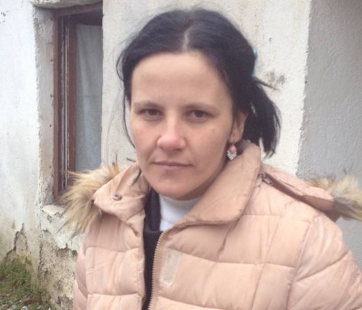 “NUK DOJA TA VRISJA POR AI…”/ Dënohet nëna e 2 fëmijëve që qëlloi me sëpatë burrin: Kërkoj…