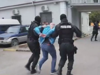 PËRGJIMET/ “Fshehe atë m… atje”, zbardhen rolet e tre policëve që ndihmonin Avdylajt