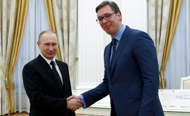 TAKIMI ME PUTIN/ Vuçiç: Do të bisedojmë për Kosovën