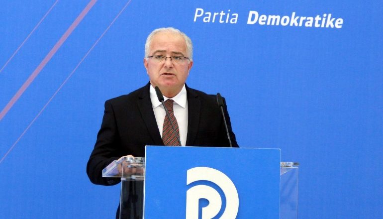 TAKIMI ME PËRFAQËSUESIT E VENECIAS/ Spaho: Edhe politikanët si gjyqtarët dhe prokurorët në vetting