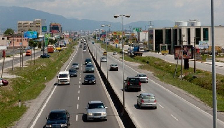 AUTOSRADA TIRANË-DURRËS DO BËHET ME PAGESË/ Studimi i fizibilitetit: Tarifa 2-5 euro