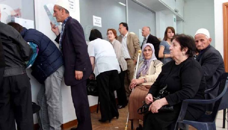 NGA 1 JANARI 2019/ Sa rriten pensionet e vjetra, kategoritë e të moshuarve që përfitojnë