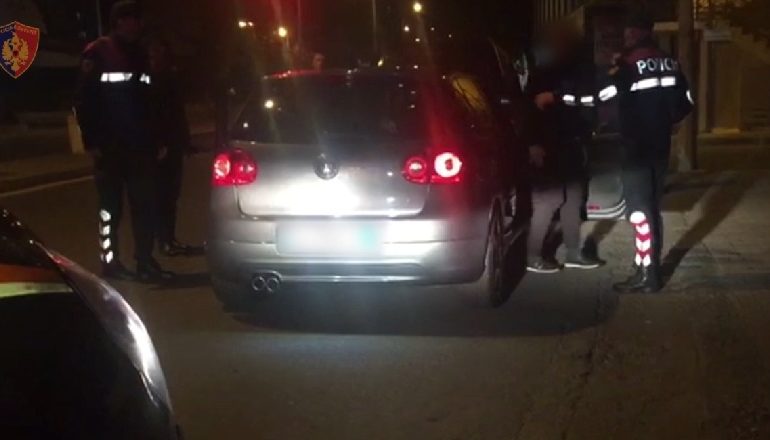 PO U TREGONTE PISTOLETËN KUSHËRINJVE/ Detajet: Si e plagosi veten 15 vjeçari në Peqin kur…