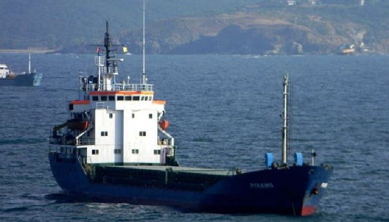 E FUNDIT/ Mbytet një peshkarexhë mëngjesin e sotëm në Sazan. Peshkatarët u shpëtuan nga…