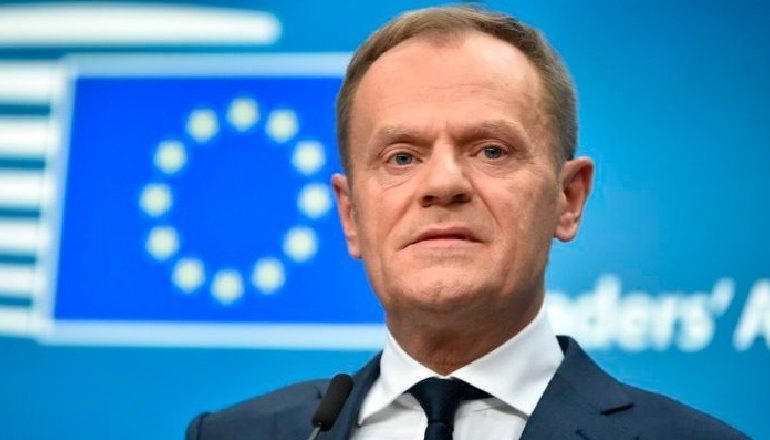 Skandali i MASHTRIMIT FINANCIAR në Poloni, Tusk merret në pyetje