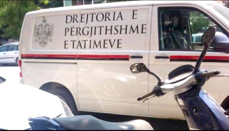 FAVORIZUAN NJË SUBJEKT TREGTAR PËR 300 MIJË LEKË/ Gjykata e Korcës liron 3 zyrtarët e hetimit tatimor (EMRAT)