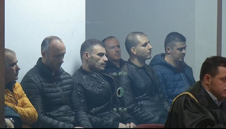 “DOSJA SHULLAZI”/ Sot pritet dhënia e gjykimit tek Krimet e Rënda. Ja dënimet që kërkon prokuroria
