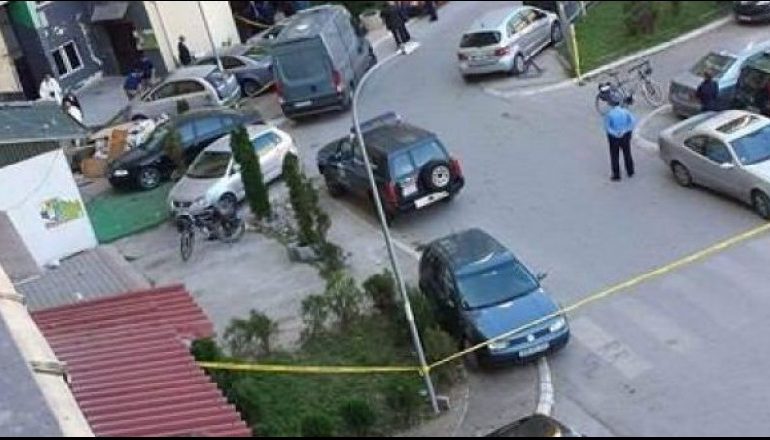 E RËNDË NË DURRËS/ Rrëzohet nga kati i shtatë i pallatit, humb jetën 50-vjeçarja