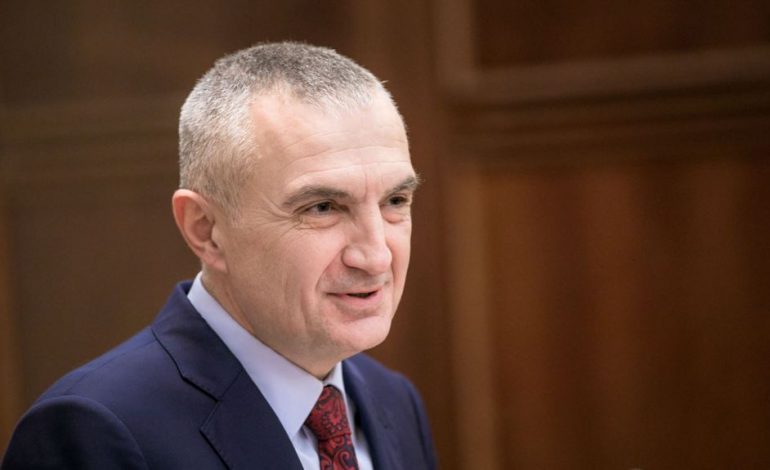 Zëri i Amerikës: Qendrimi i Presidentit Meta, hap konlikt konstitucional. Pritet PËRPLASJE e fortë me qeverinë
