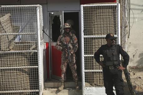 SHPËRTHIM NË PAKISTAN/ Bombë në tregun ushqimor, 25 të vdekur