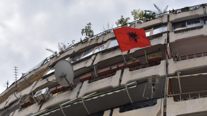 “NJË FLAMUR NJË BALLKON”/ Nisma më e re e Bashkisë së Tiranës për festat e nëntorit