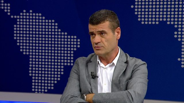 “META DHE LLESHI”/ Patozi: Presidenti shkeli Kushtetutën. Është TURPI i Republikës