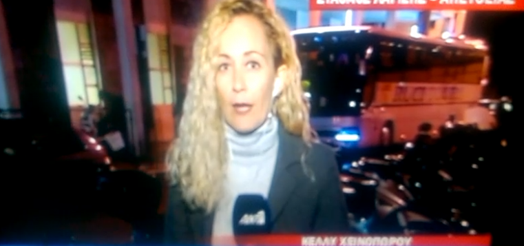VARRIMI I KATSIFAS/ Ekstremistët GREKË nisen me autobusë për në Shqipëri. Gjatë rrugës… (VIDEO)