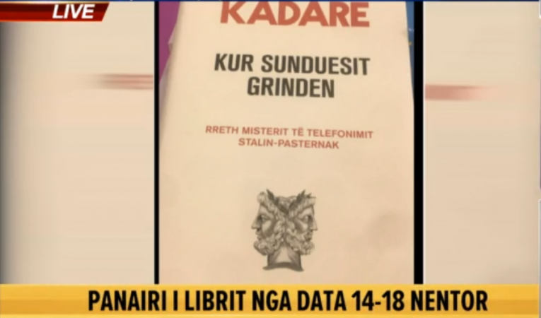 LEXUES TË SHUMTË PARA STENDËS SË TIJ/ Ismail Kadare vjen në panair me librin “Kur sunduesit grinden ”