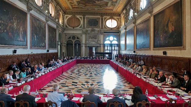 VETTINGU NË POLITIKË/ Nesër “zbarkon” në Tiranë Komisioni i Venecias
