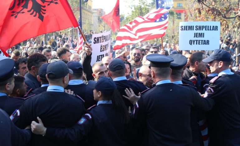“PROTESTA”/ Nis seanca e sigurisë ndaj të arrestuarve të Astirit