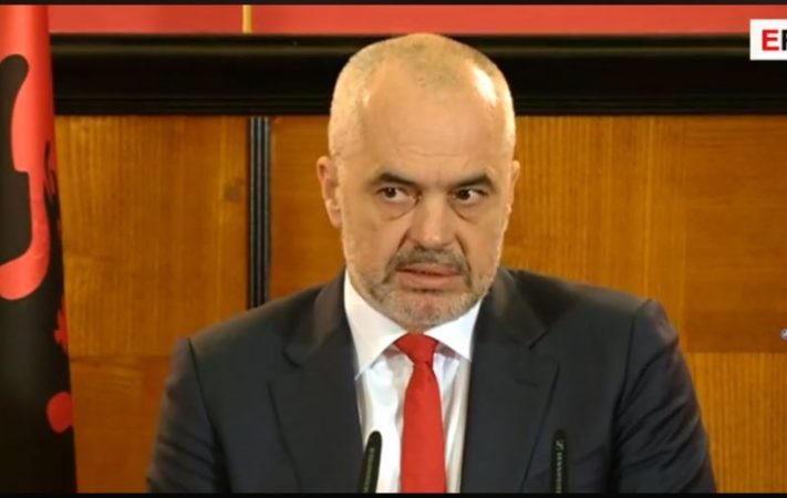 “PLATFORMA”/ Rama: Po mbillet fara e vetëdijes në administratë