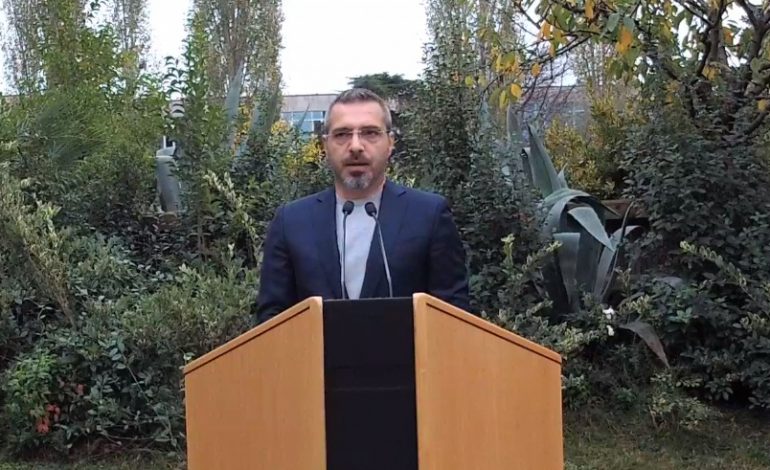 KONFERENCA/ Bilbilat dhe kopilat u bënë bashkë, që Saimir Tahiri të futej në burg, por…