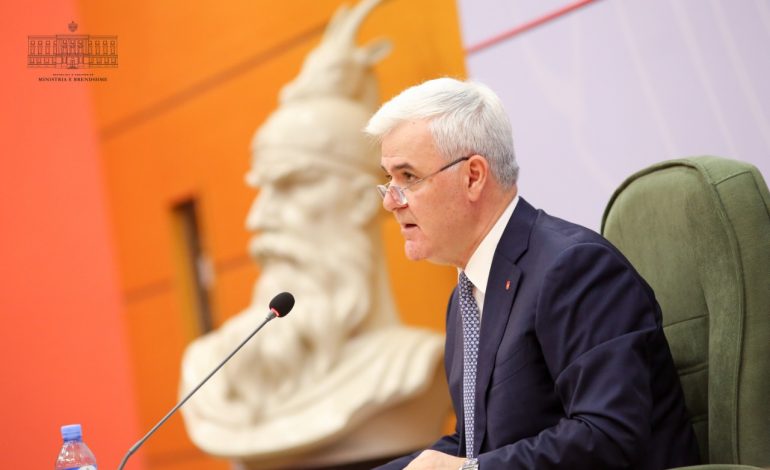 FJALIMI I “LAMTUMIRËS”/ Xhafaj: Atyre që s’kishin guxim t’i përmendin emrin, i çuam pas hekurave