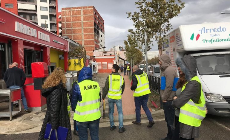“UNAZA E RE”/ Banorët larguan grupet e vlerësimit, reagon ARRSH: Kanë dhunuar mjediset e…