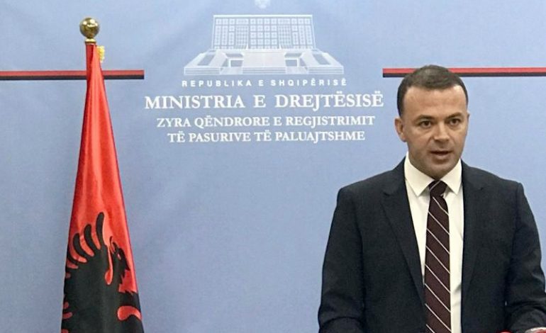 “UNAZA E RE”/ Kryeregjistruesi Pjetri: Trajtim brenda ditës për çdo kërkesë të banorëve