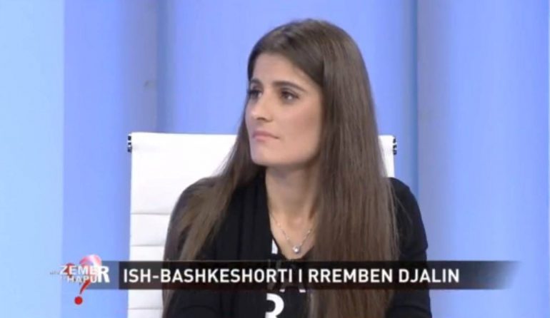 IA MORI BURRI ME FORCË/ Nëna e re: Më ktheni djalin ose do vras veten (HISTORIA)