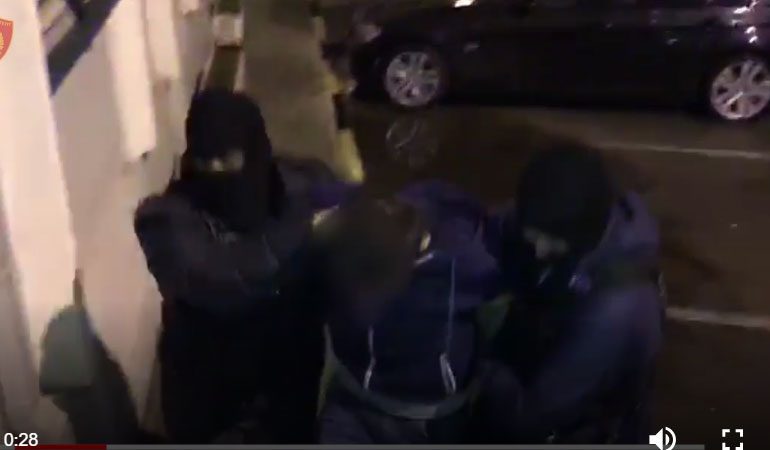 I DËNUAR PËR VRASJE NË TORINO/ Kapet në Tiranë 24 vjeçari. Ishte në kërkim…