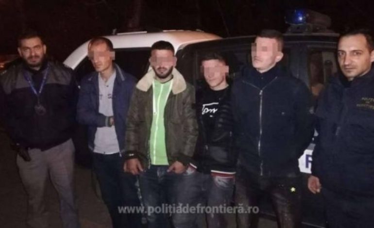 “DONIN TË KALONIN KUFIRIN”/ Arrestohen në Rumani 4 shqiptarë (VIDEO)