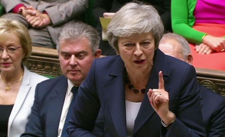 “BREXIT”/ Qeveria Britanike në krizë, 8 dorëheqje brenda ditës