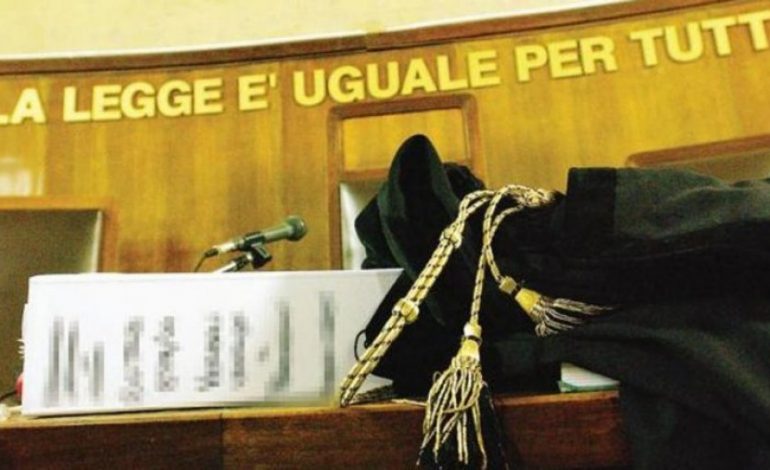 VJEDHJE, GRABITJE DHE KËRCËNIME/ Prokuroria italiane “FUNDOS” 4 “SKIFTERAT” shqiptarë (EMRAT)