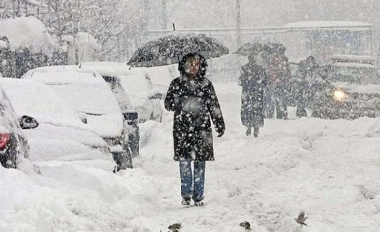 ÇFARË PO NDODH ME MOTIN/ Ja kur pritet të bjerë DËBORA e parë në Shqipëri. Tirana… (FOTO)