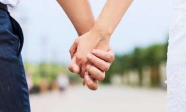 U MARTUA SËRISH ME NJË GRUA PËR FËMIJË/ Zvicra dëbon shqiptarin: Lidhje paralele, martesë FALSO