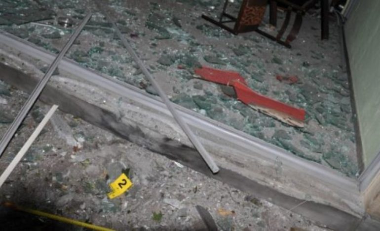 TRONDITET FUSHË-KRUJA/ Detajet e REJA: Tritol lokalit të biznesmenit, dëme të shumta materiale (EMRI+FOTO)