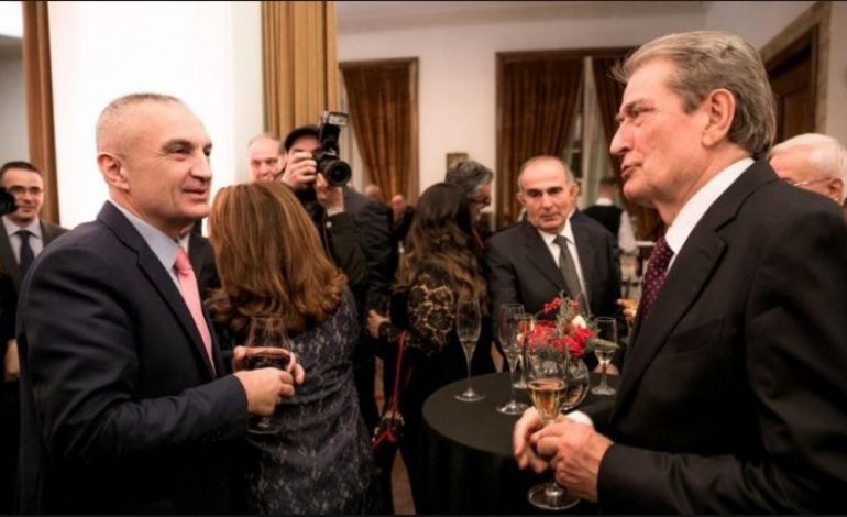 BERISHA MBRON METËN PËR MOSDEKRETIMIN/ Ai që mendon se Presidenti është honorifik nuk merr vesh!