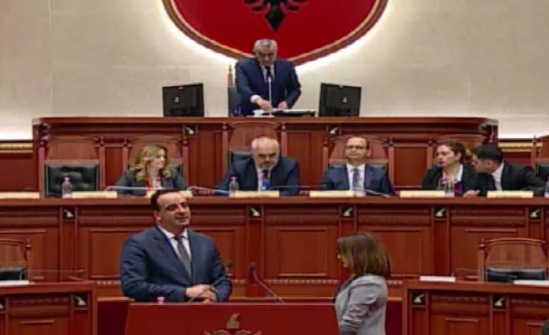 KUVENDI/ Mazhoranca miraton dy të zgjedhurit e PS-së për KQZ, ja votat që morën