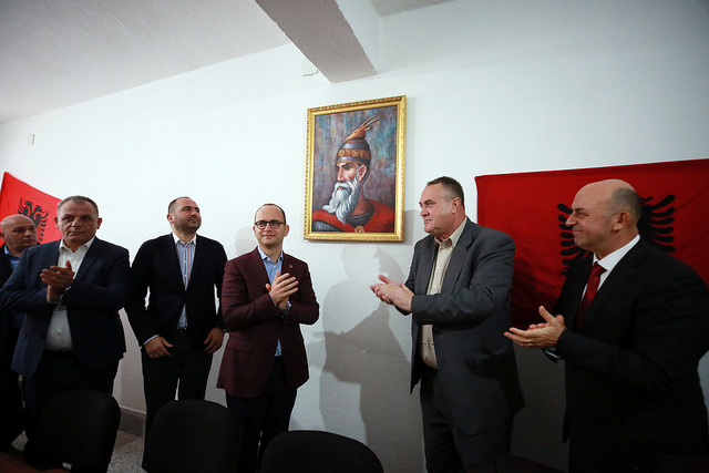 “FESTAT E NËNTORIT”/ Bushati uron mes shqiptarëve në Plavë e Guci në Malin e Zi