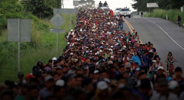 VALA E EMIGRACIONIT/ 2400 fëmijë hyjnë në Shtetet e Bashkuara
