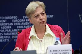 VARRIMI I KAÇIFAS/ Eurodeputetja Eleni Theocharous në Bularat (FOTO)